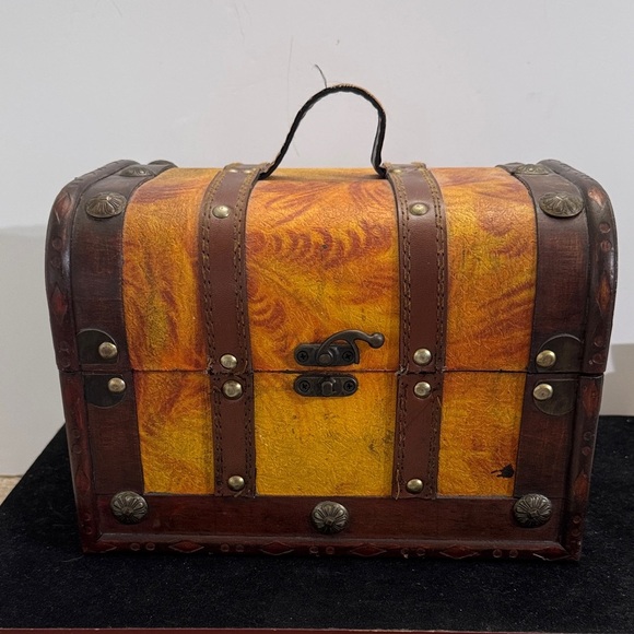 Other - Vintage Style Brown and Yellow Decorative Trunk